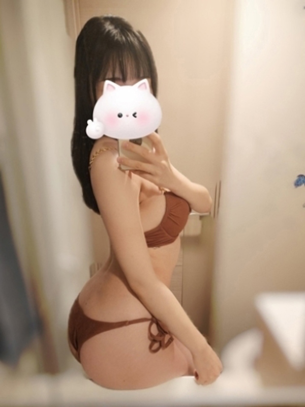 えりの画像